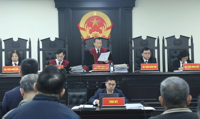 Phiên tòa được điều hành bởi chủ tọa Đinh Quốc Trí. Ảnh: Danh Lam